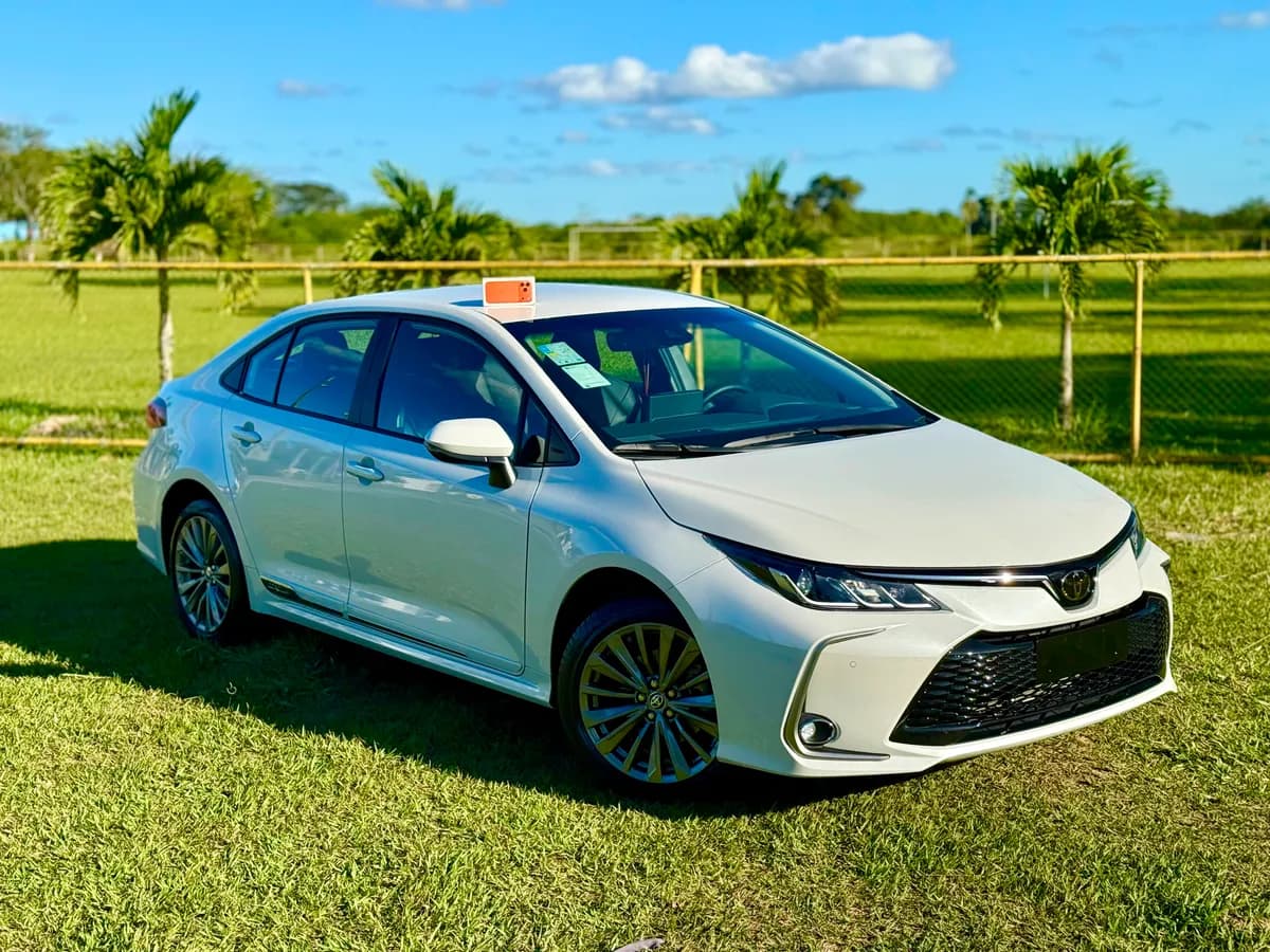 MILHAR : TOYOTA COROLLA X.E.I 2026 + IPHONE 17 PRO MAX OU 180.000,00 MIL SORTEIO 30 DE AGOSTO
